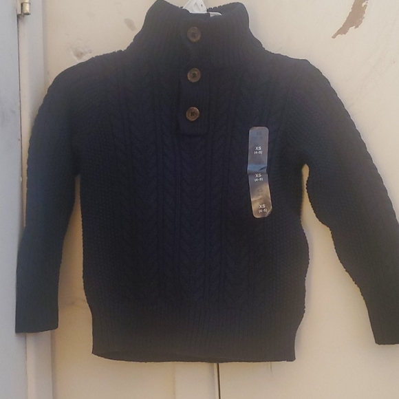 Boy's Sweater. (NWT). - Picture 2 of 4